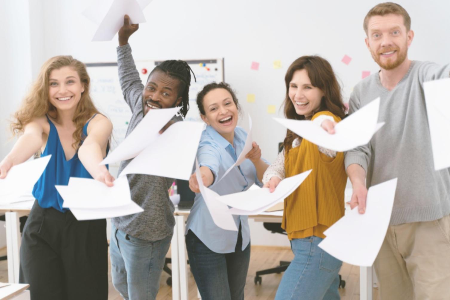 Gemeinsame Finanzplanung am Laptop